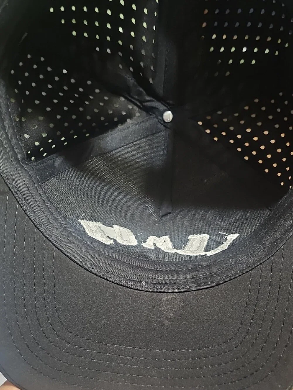 Howdy Trucker Cap with White Embroidered Letters
